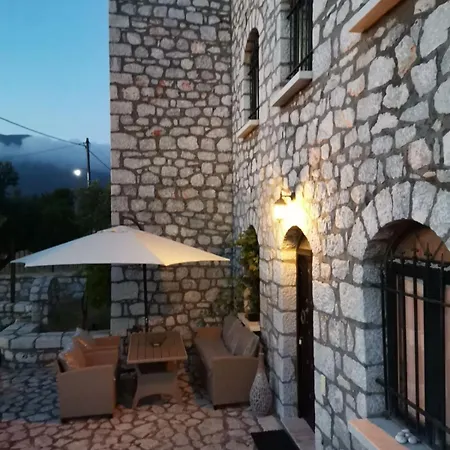 πέτρινο παραδοσιακό της μάνης * Areopoli